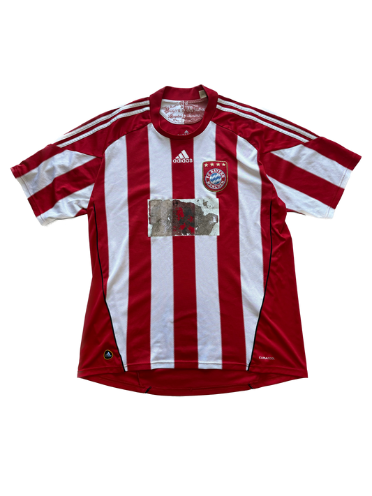 2010-2011 Bayern Monaco Home Shirt
